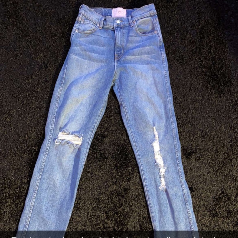 Revice denim straight leg split hem 💜